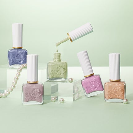 PAUL & JOE BEAUTE ポール & ジョー ネイル キットのクチコミ「\本日より店頭で予約開始!💅/
ひと塗りで指先を煌びやかに彩るジュエリーのようなネイルカラー.....」(1枚目)