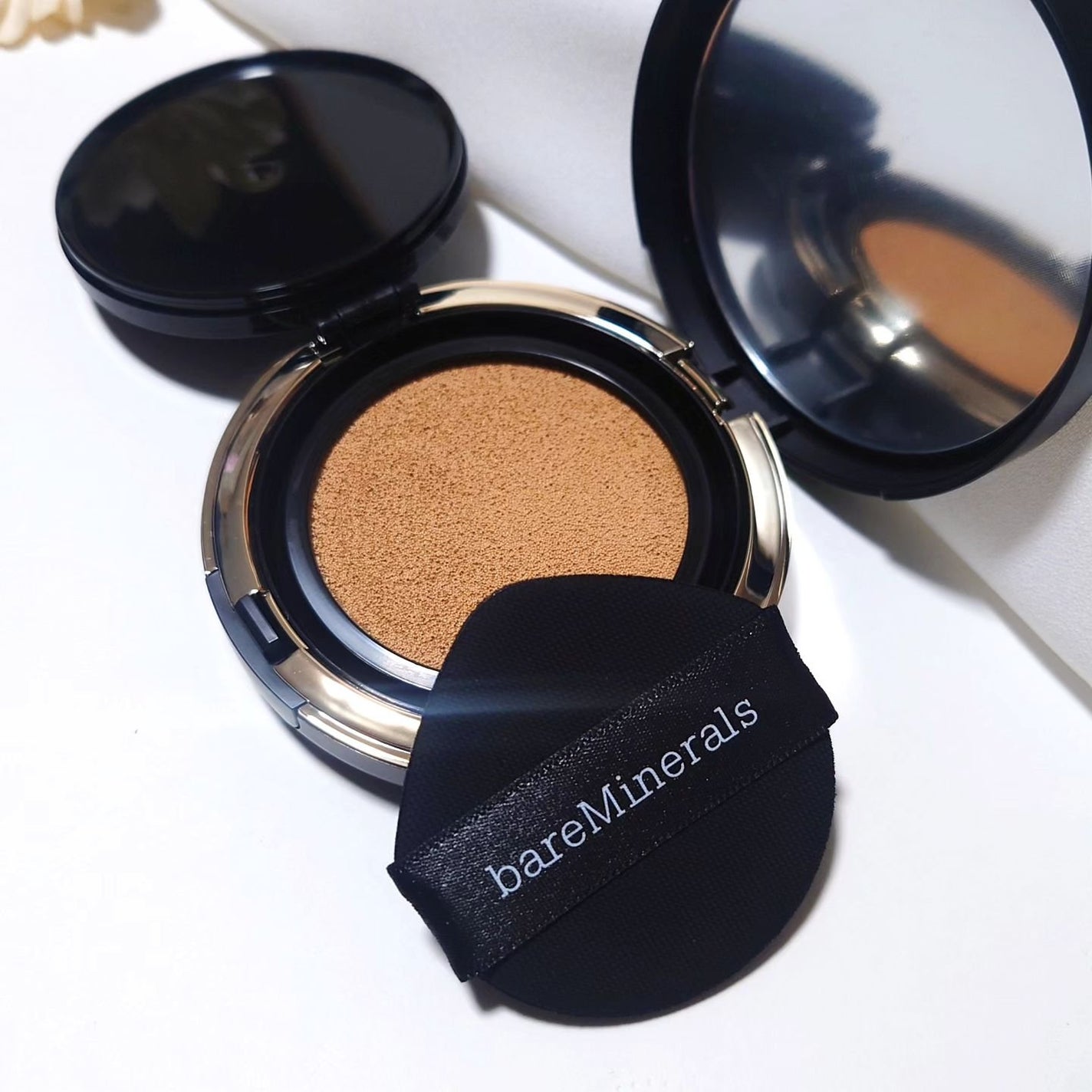 オリジナル ピュア セラム カバーアップ クッション/bareMinerals/クッションファンデーションを使ったクチコミ(2枚目)