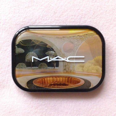 MAC コネクト イン カラー アイシャドウ パレット
ブロンズ インフルエンス

こちらは６色パレットで、他の種類もありますが
カラー「デート マイン」と「オーバーナイト インフルエンサー」が