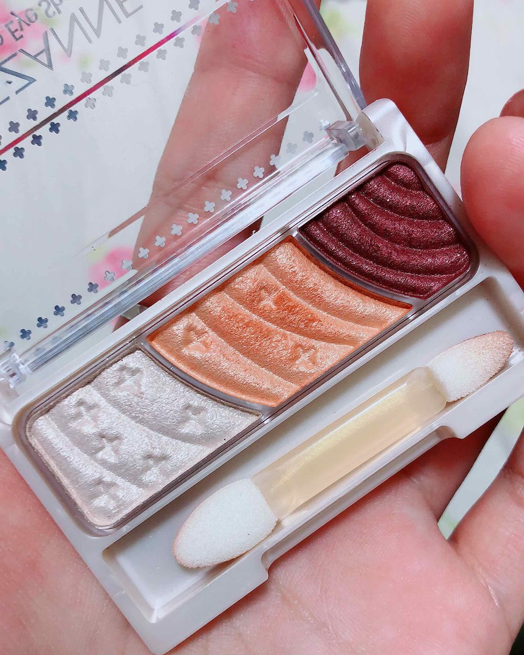 トーンアップアイシャドウ/CEZANNE/アイシャドウパレットを使ったクチコミ(2枚目)