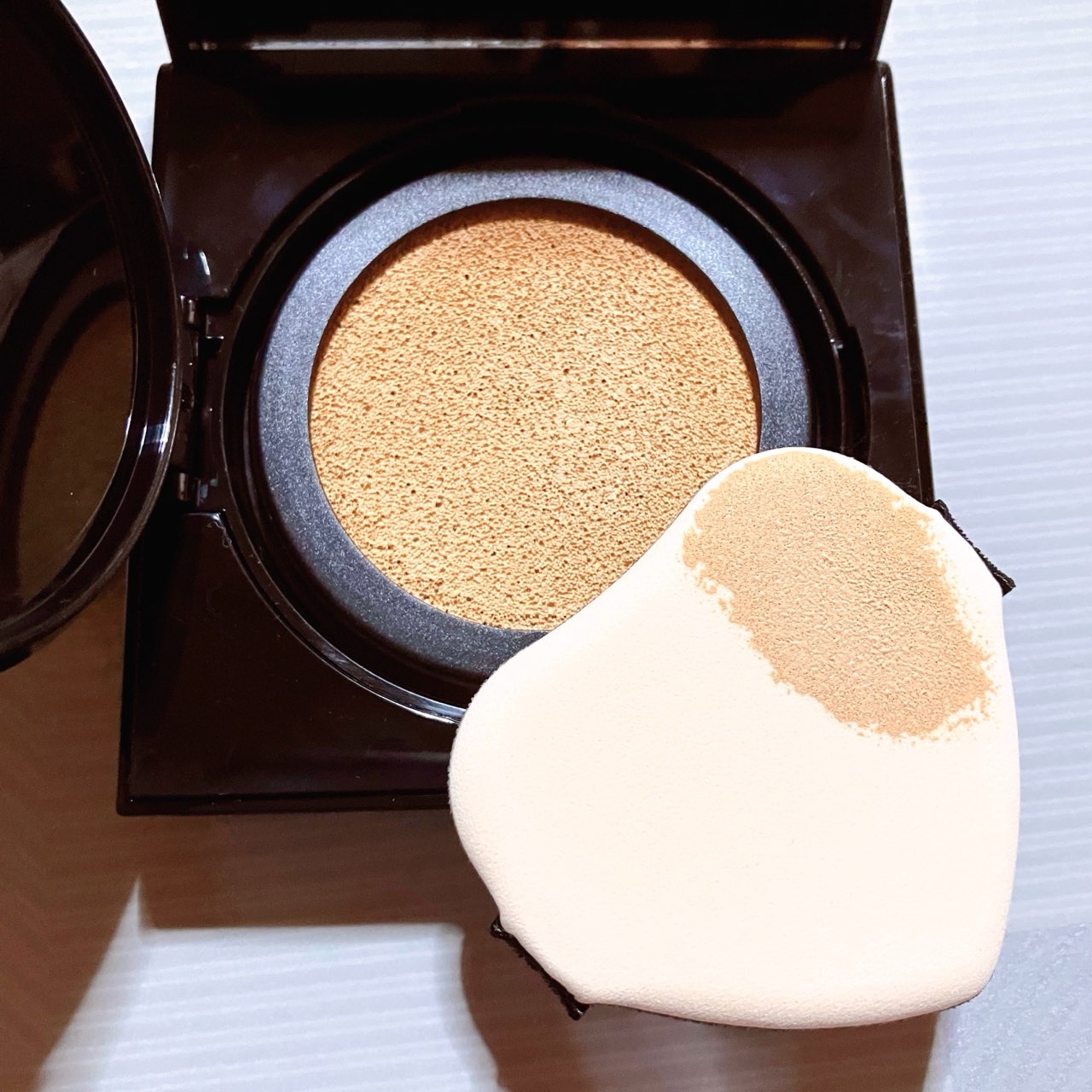 プリズム・リーブル・スキンケアリング・グロウ・クッション/GIVENCHY/クッションファンデーションを使ったクチコミ（3枚目）