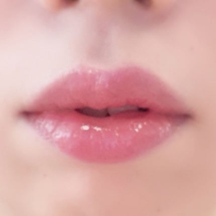 ハニーラスター r/ROAlív/リップグロスを使ったクチコミ(3枚目)