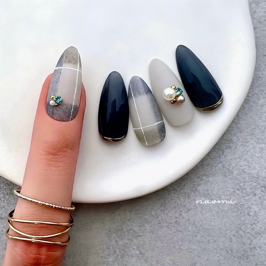 naomi on LIPS 「チェック🍂パーツ @rusele__▸GoldCrysta..」(1枚目)