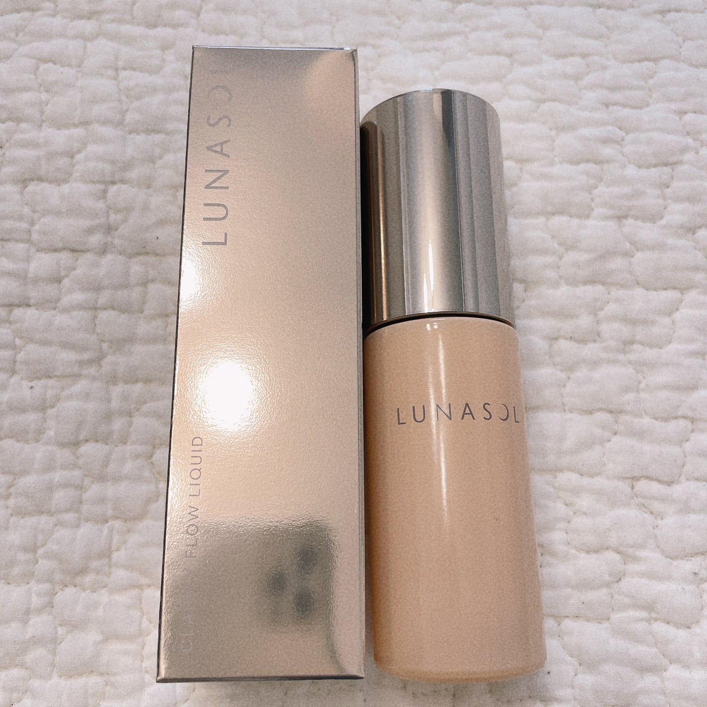 クラリティフロウリクイド/LUNASOL/リキッドファンデーションを使ったクチコミ(1枚目)