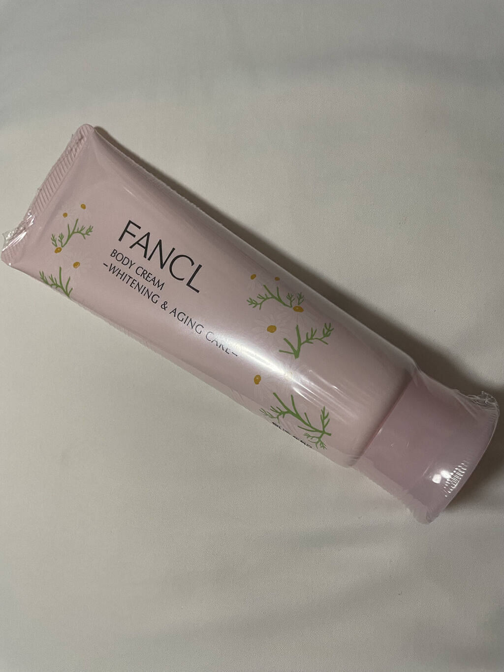 ボディクリーム　ホワイト&エイジングケア/ファンケル/ボディクリームを使ったクチコミ（1枚目）