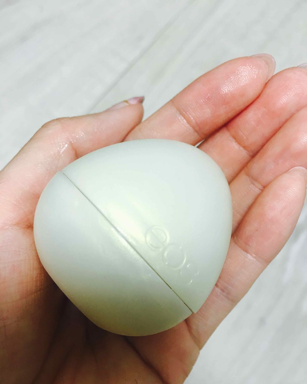 クリスタル ハイドレーションリップバーム eos(海外)