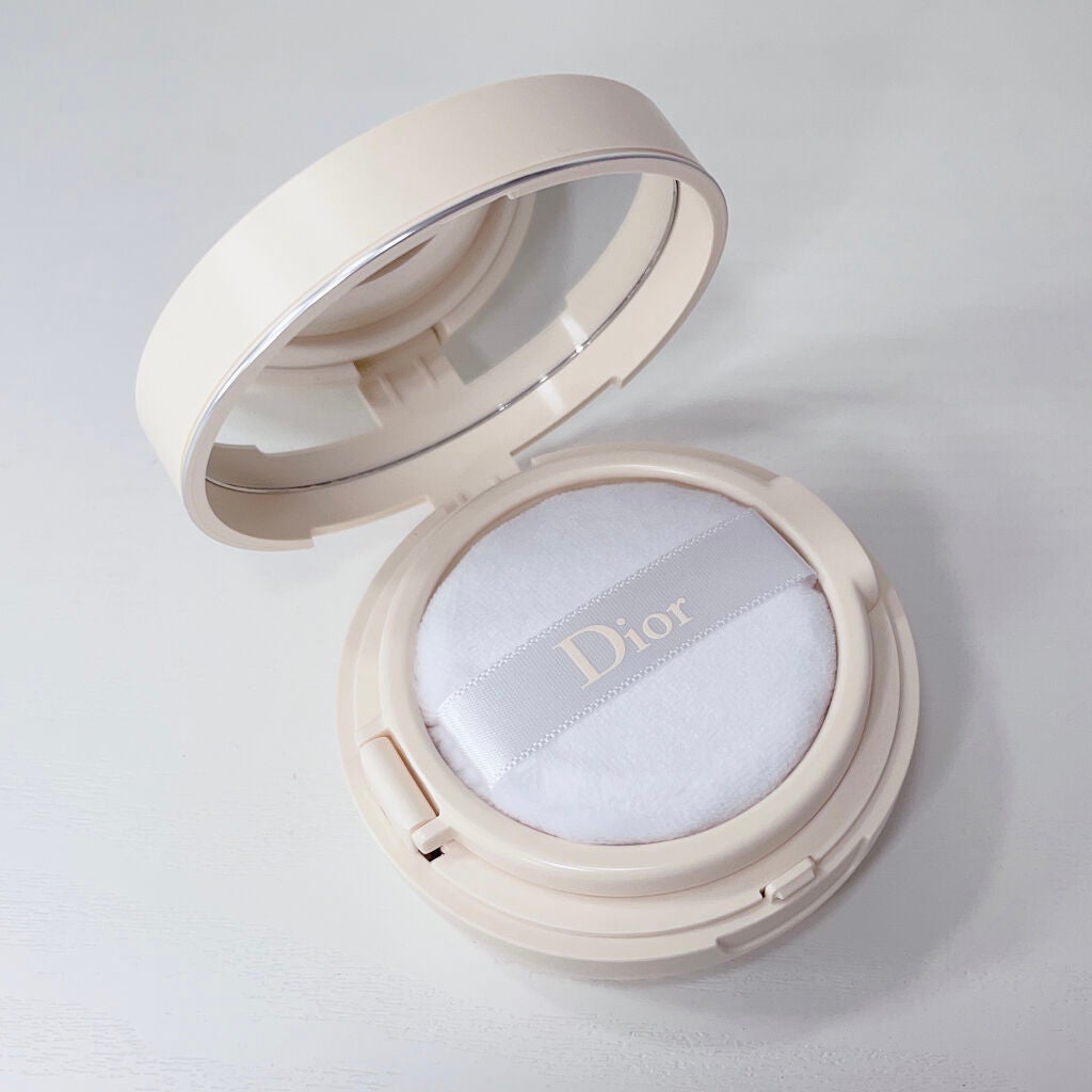 ディオールスキン フォーエヴァー クッション パウダー/Dior/ルースパウダーを使ったクチコミ(2枚目)
