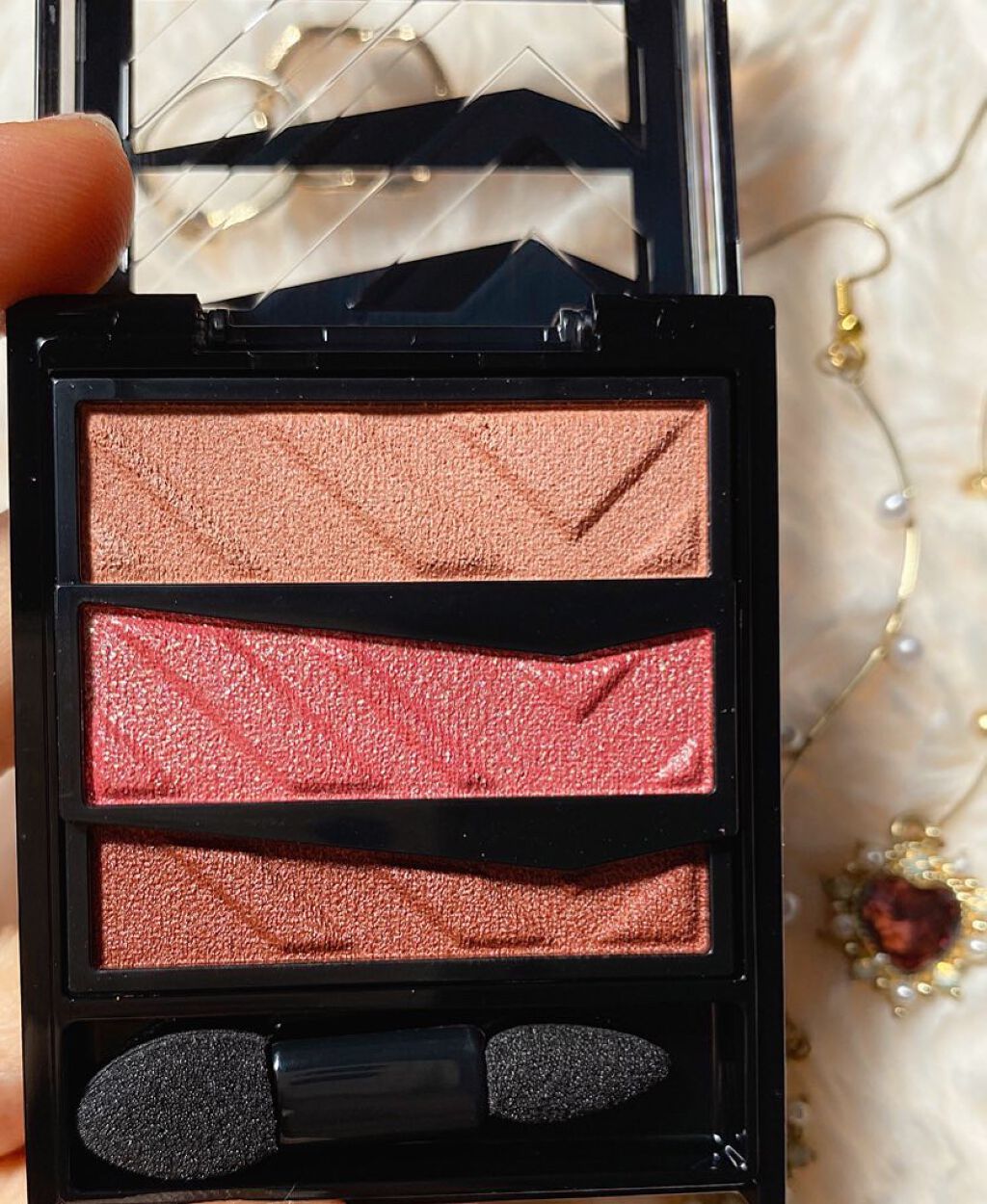 パーツリサイズシャドウ/KATE/アイシャドウパレットを使ったクチコミ(4枚目)