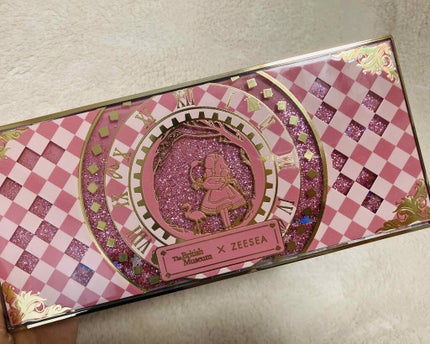 アリスドリームランドシリーズ 12色アイシャドウパレット(ZEESEA×大英博物館)/ZEESEA/アイシャドウパレットを使ったクチコミ(3枚目)