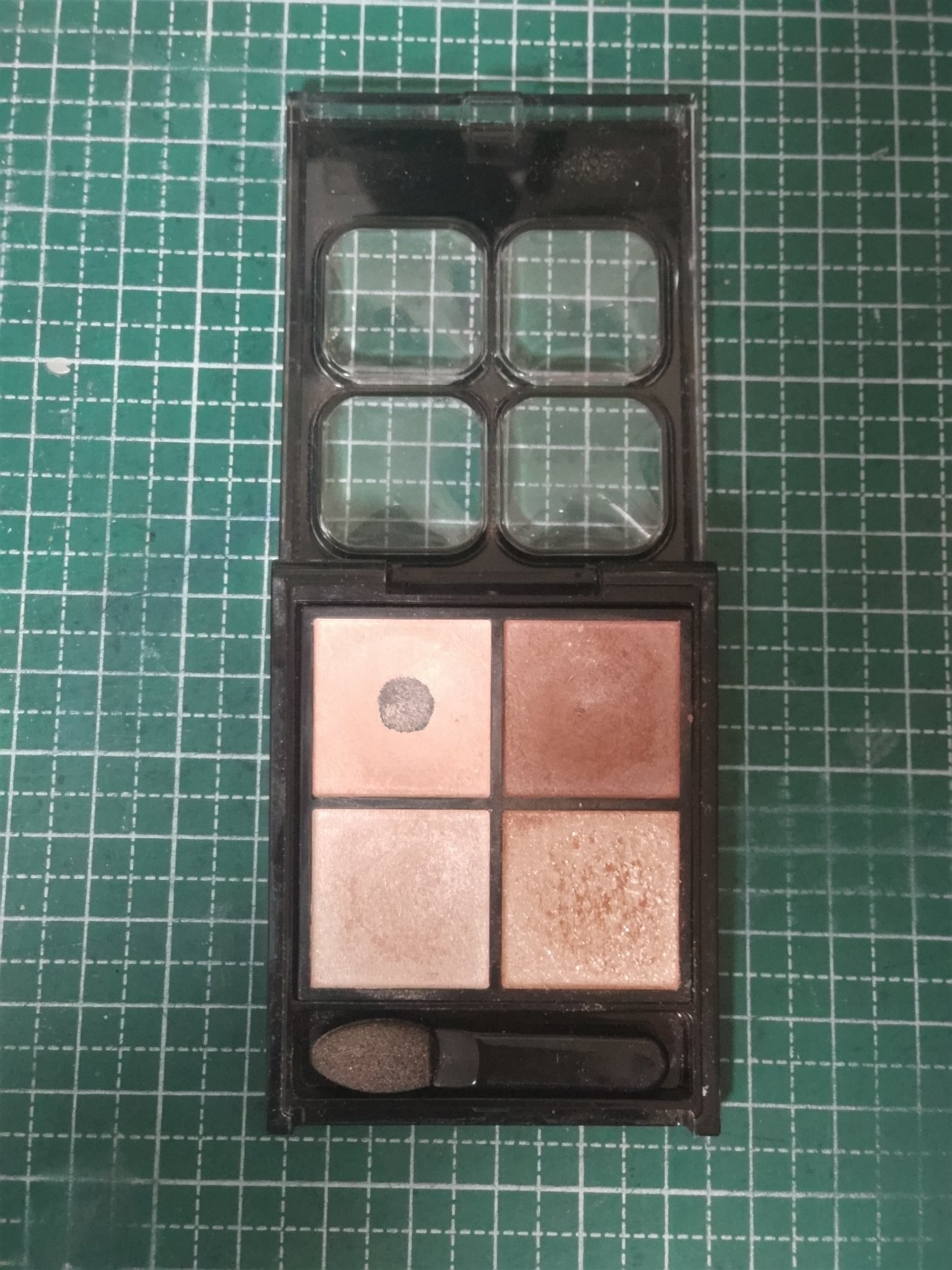 ラスティングマルチアイベース WP/キャンメイク/アイシャドウベースを使ったクチコミ（1枚目）