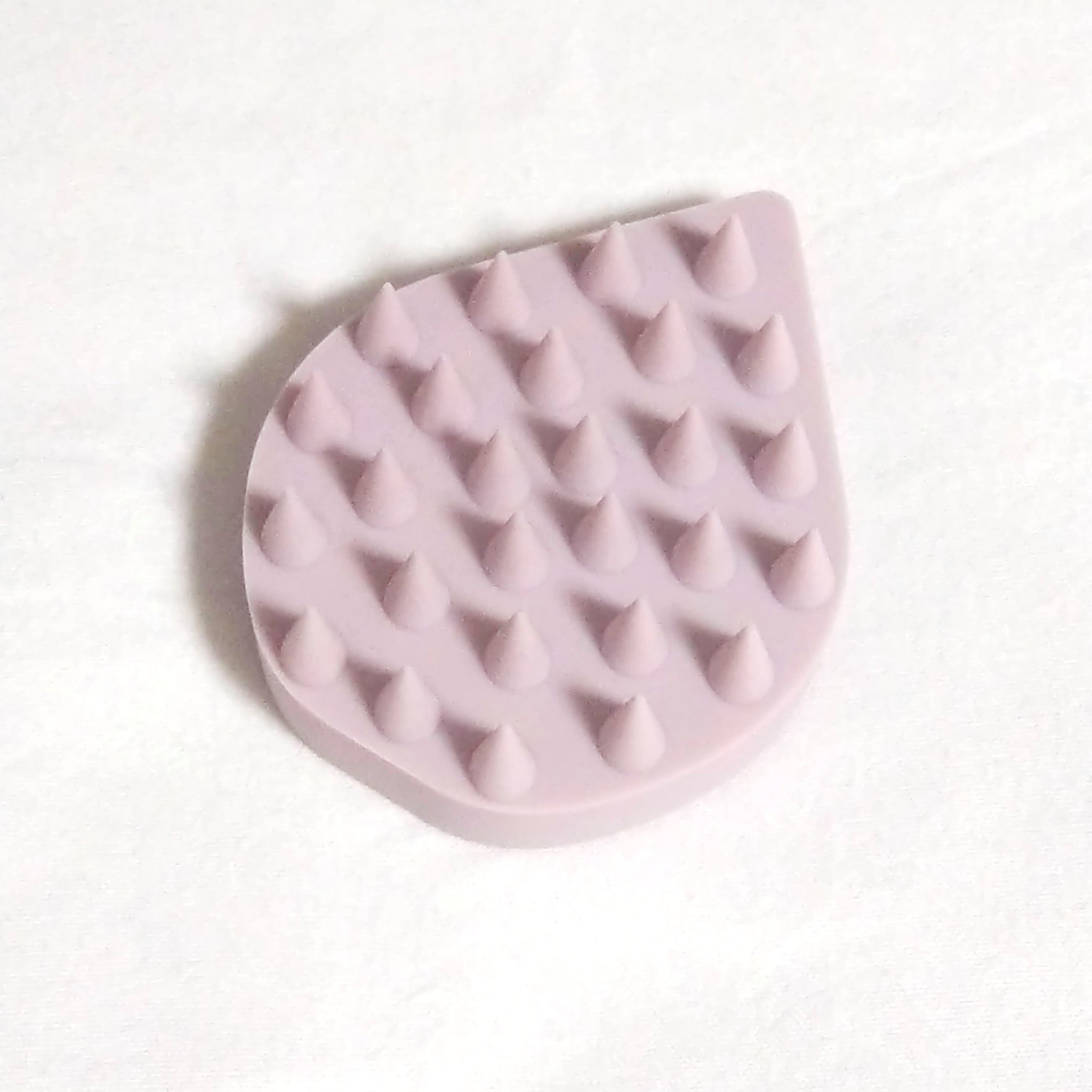 リラクシングマッサージブラシ/エトヴォス/スカルプブラシを使ったクチコミ（2枚目）