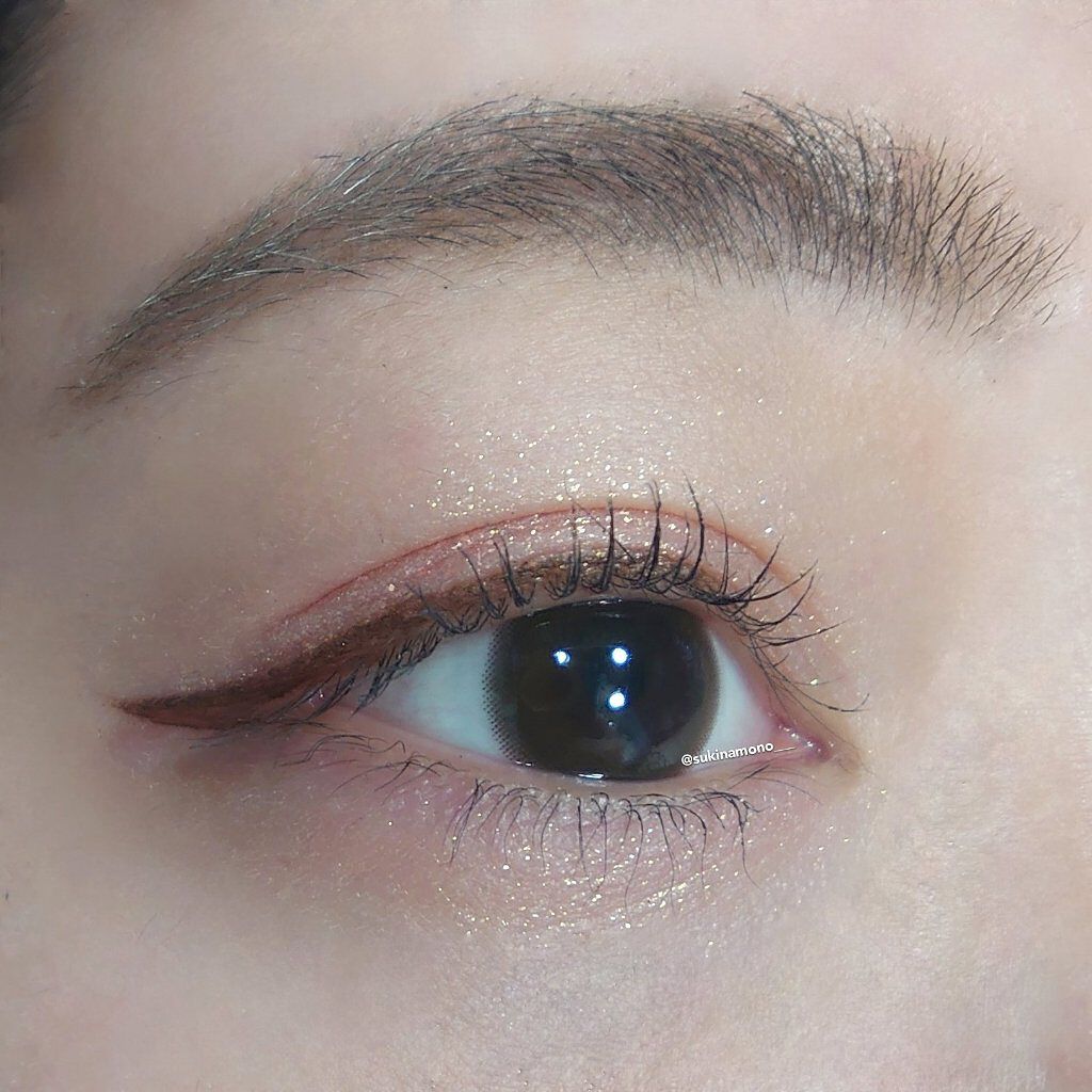 スターダイヤモンドストリーマーリキッドアイシャドウ/HEXZE（ヘックスゼ）/リキッドアイシャドウを使ったクチコミ（2枚目）