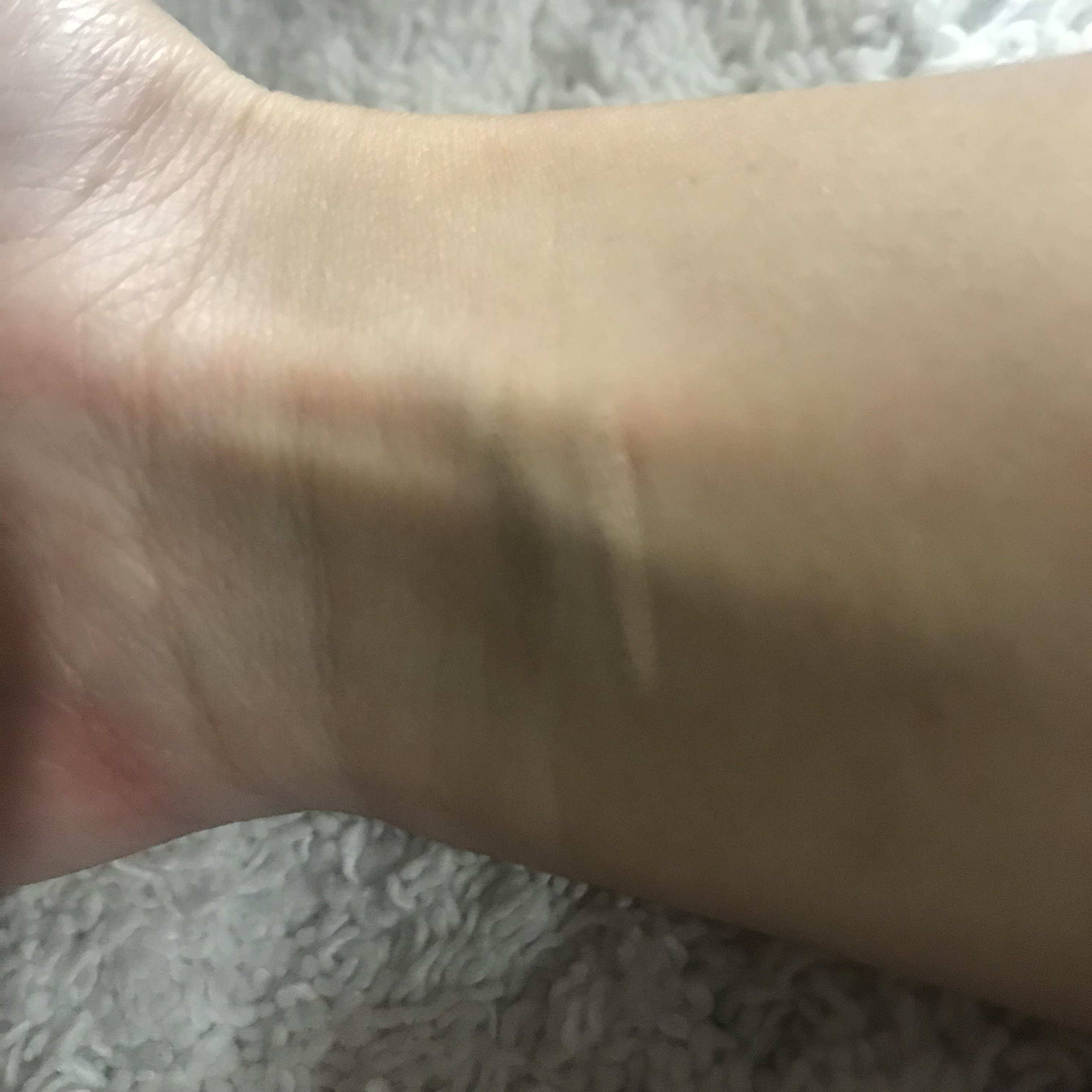 lilybyred スマイリー涙袋アイライナーのクチコミ「✅使い切りました
リリーバイレッド♡涙袋ライナー
リピなし❌

気になったので買ってみました
.....」（2枚目）