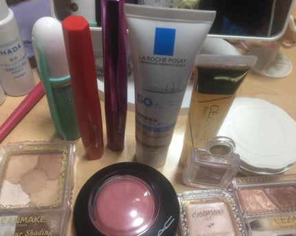 りーさん 見る専100%🐰 on LIPS 「おはようございます。📣皆さん、昨日の質問させて頂きました。フォ..」(1枚目)