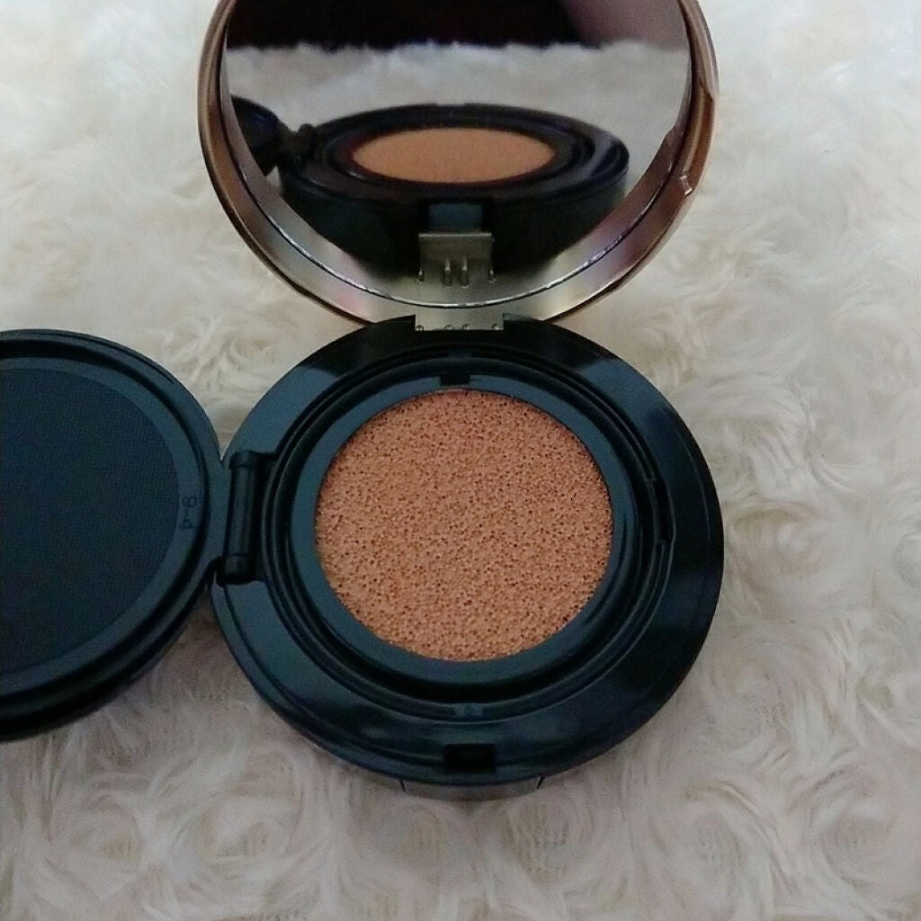 フローレス ルミエール ラディアンス パーフェクティング クッション/ローラ メルシエ/クッションファンデーションを使ったクチコミ(10枚目)