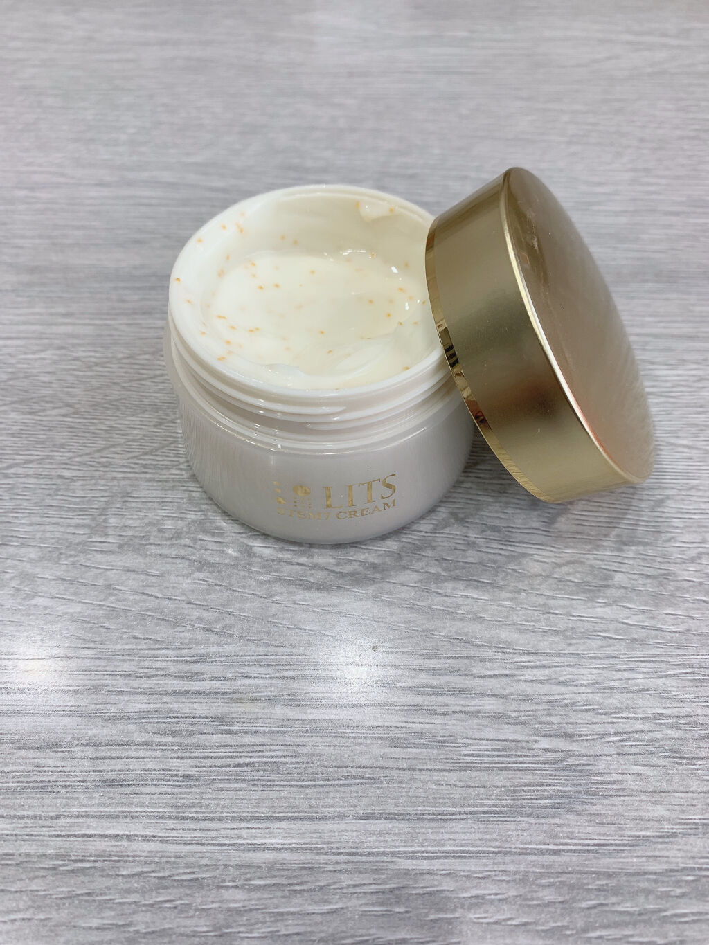 リバイバル ステム7/リッツ/フェイスクリームを使ったクチコミ（3枚目）