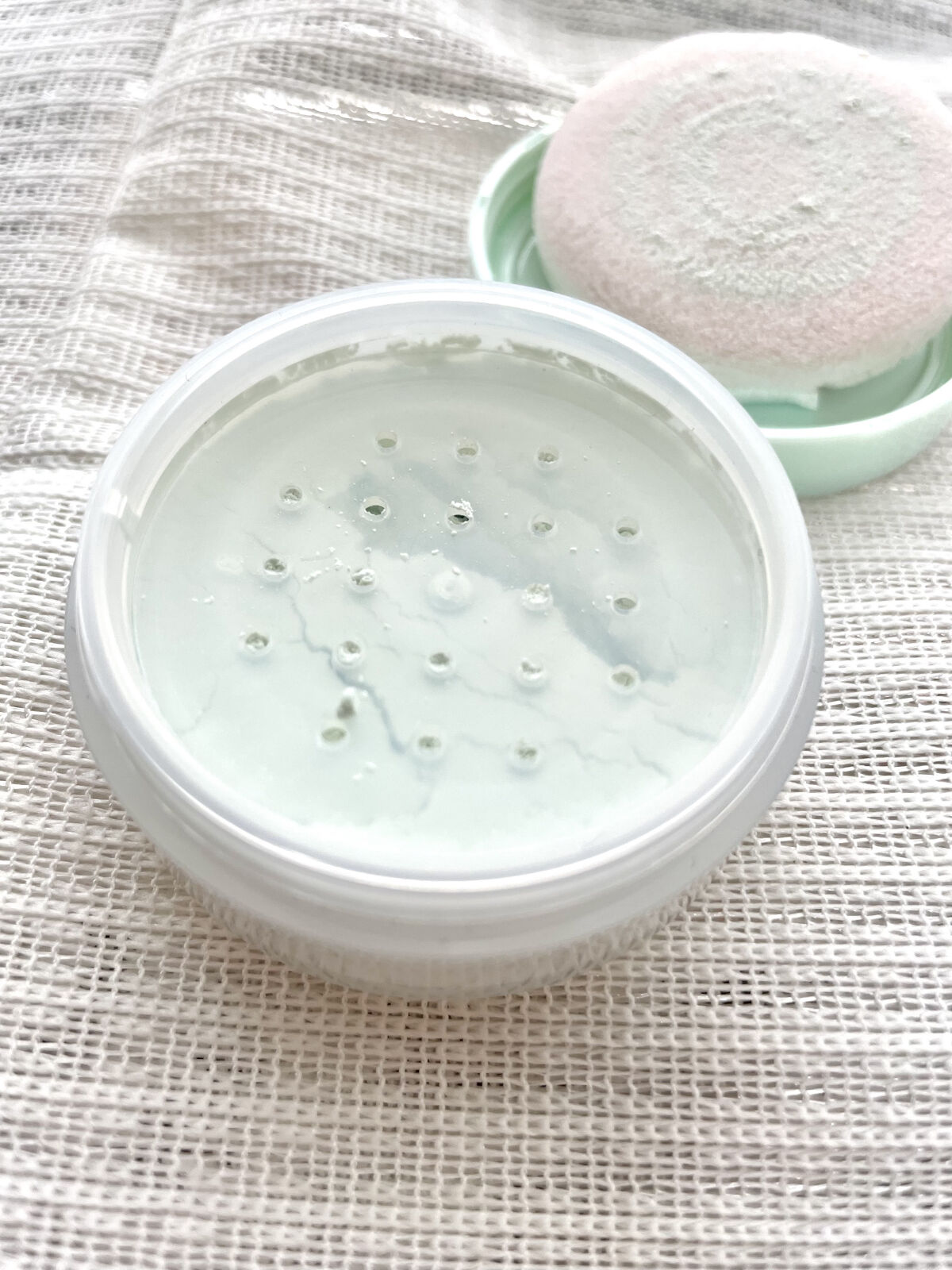 オイルブロックミネラルパウダー/キャンメイク/ルースパウダーを使ったクチコミ（2枚目）