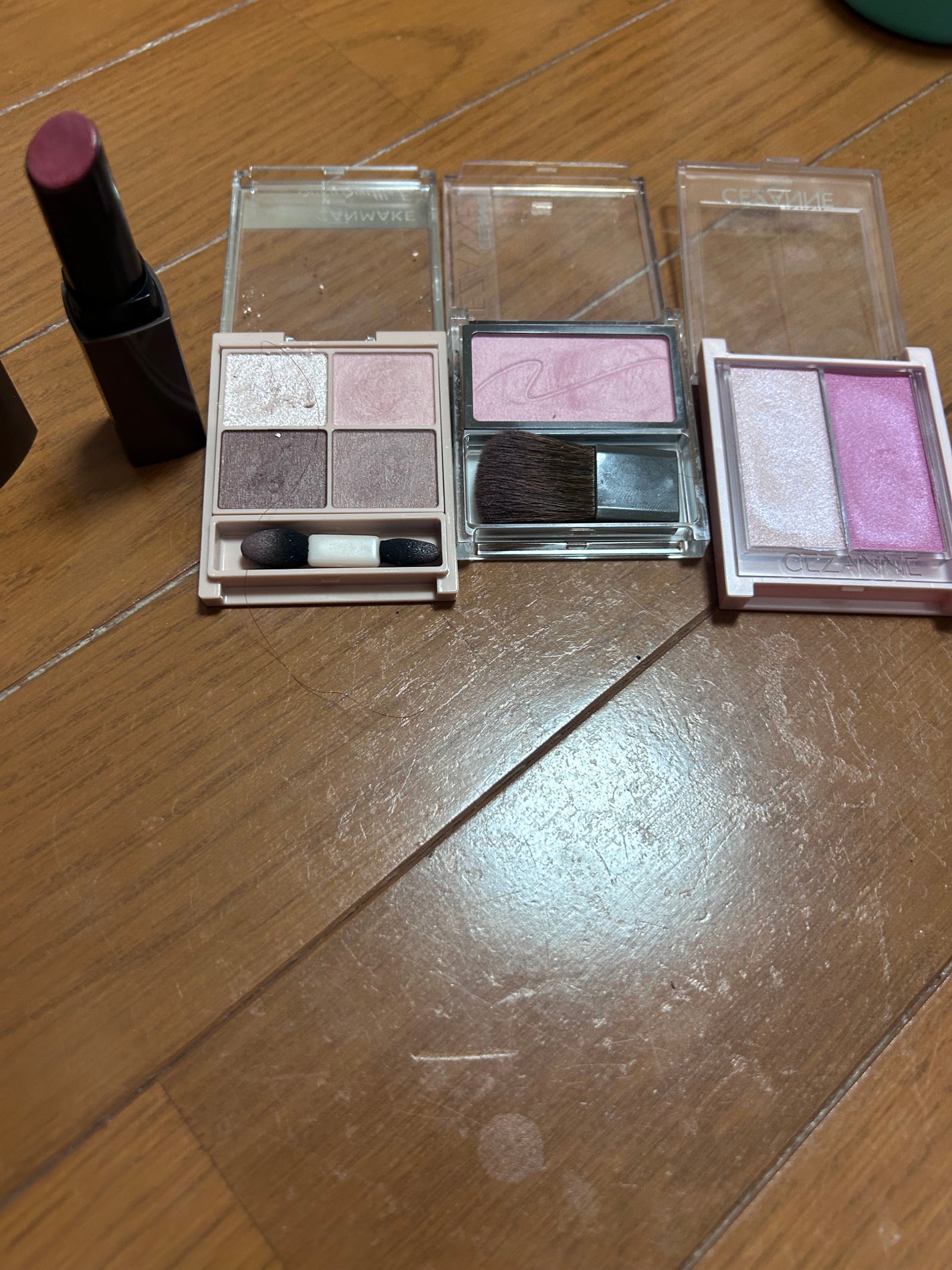 シルキースフレアイズ(マットタイプ)/キャンメイク/アイシャドウパレットを使ったクチコミ(1枚目)