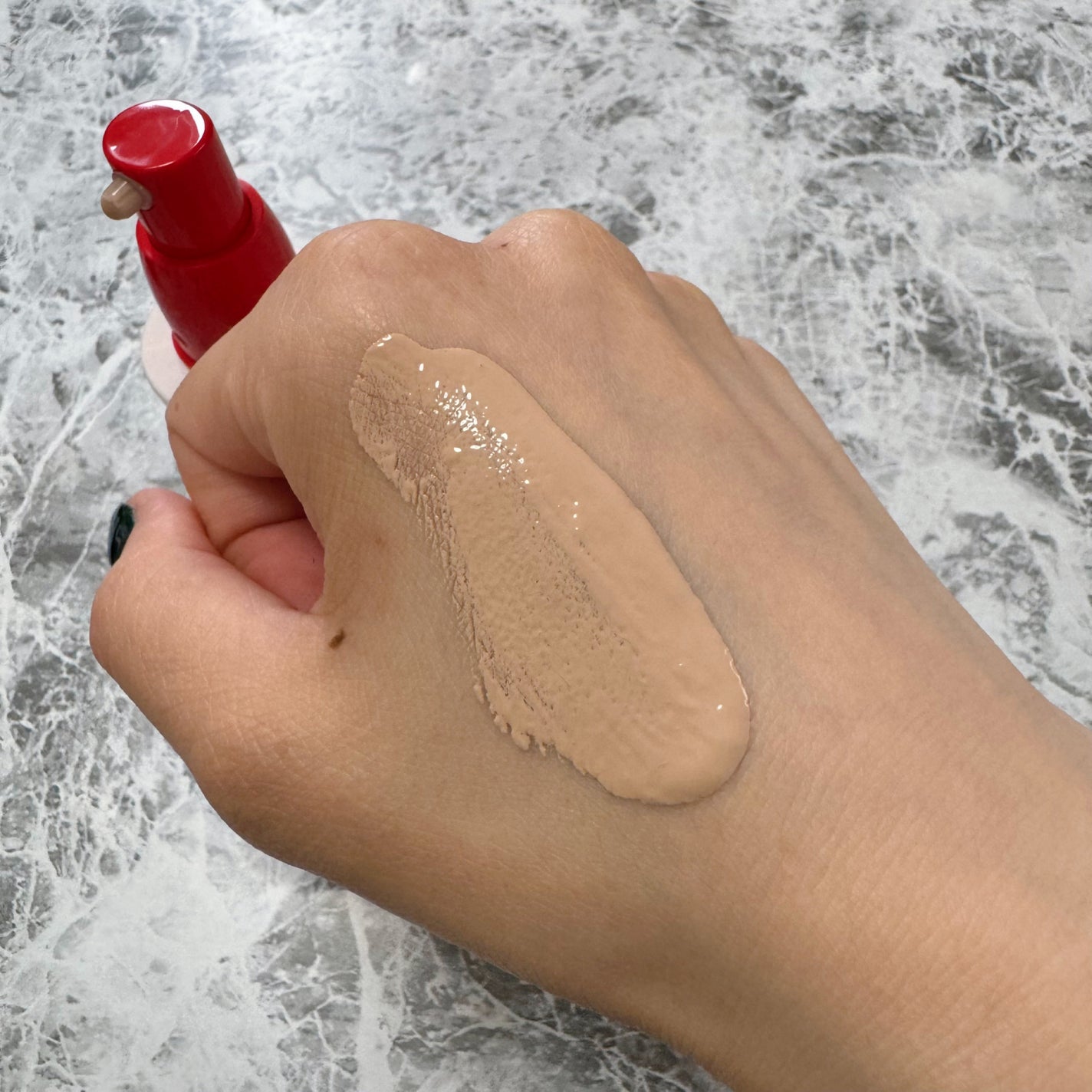 エッセンス スキングロウ ファンデーション/SHISEIDO/リキッドファンデーションを使ったクチコミ(7枚目)