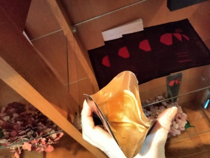 81マテラ フェイスパック/MATERRA81/シートマスク・パックを使ったクチコミ(4枚目)