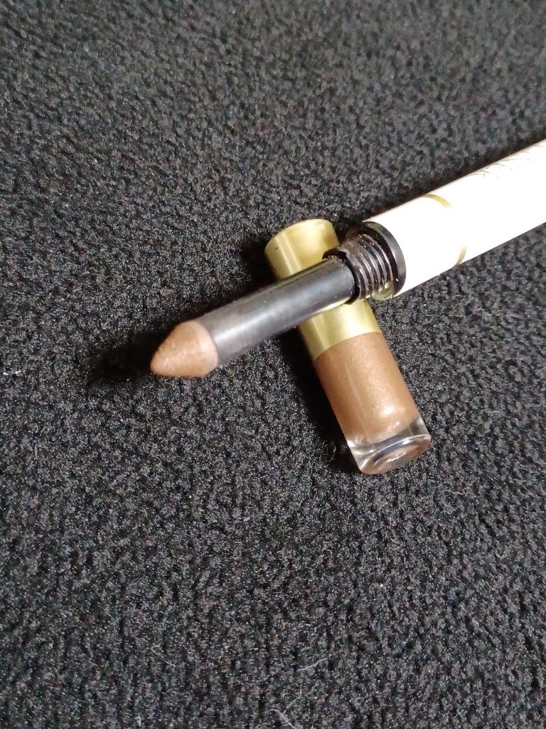 エッセンスインシャドウライナー/K-パレット/スティックアイシャドウを使ったクチコミ(5枚目)