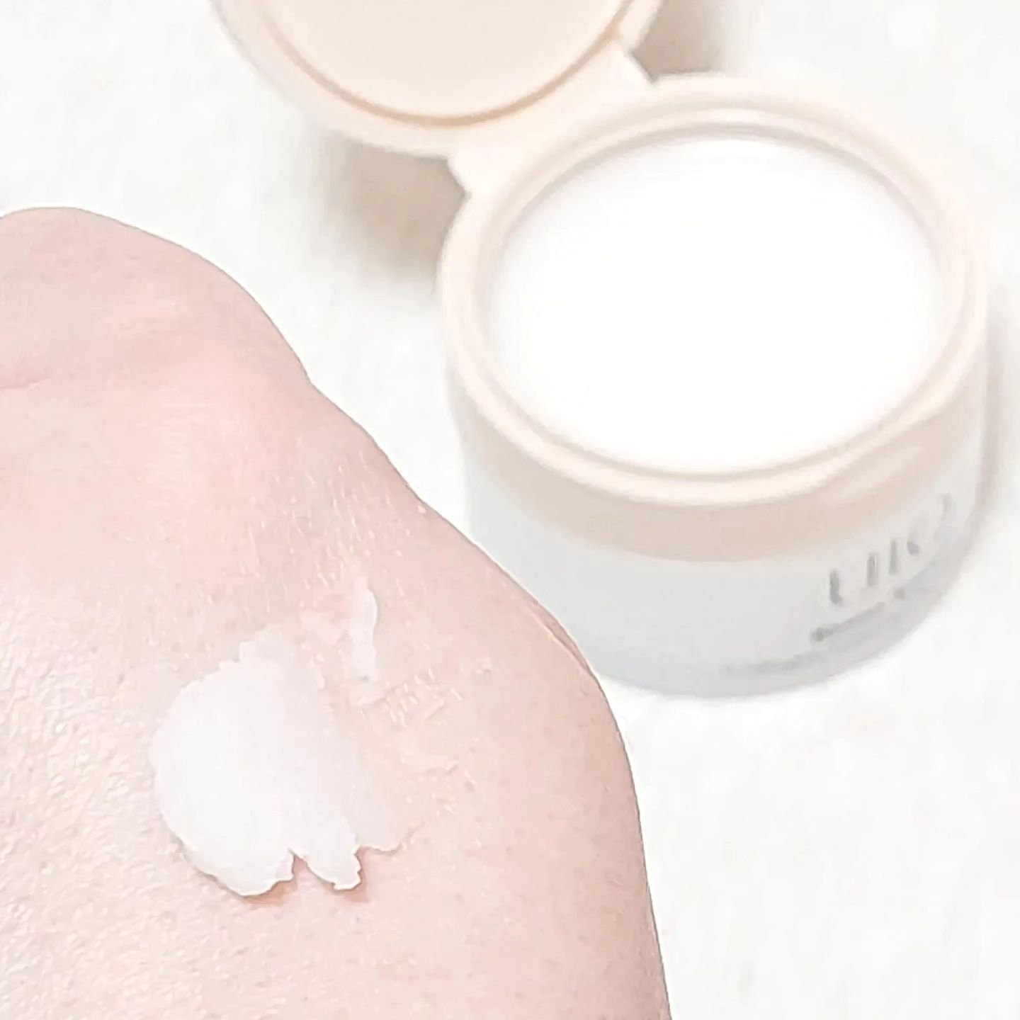 バイオームバリアコラーゲンファーミングクレンジングバーム/UIQ/クレンジングバームを使ったクチコミ（2枚目）