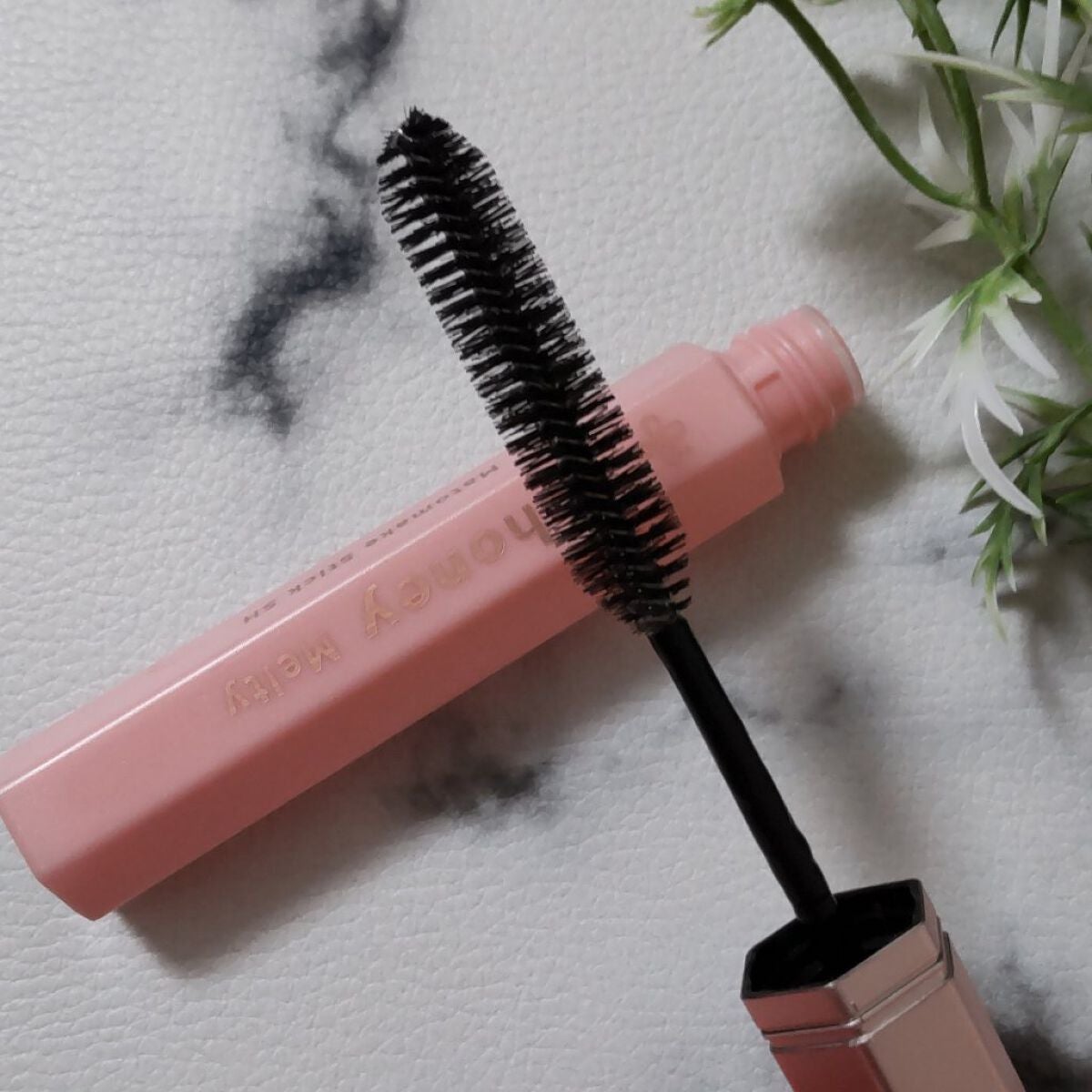 アンドハニー メルティ マトメイクスティック スーパーホールド 4.0/&honey/ヘアジェルを使ったクチコミ(3枚目)