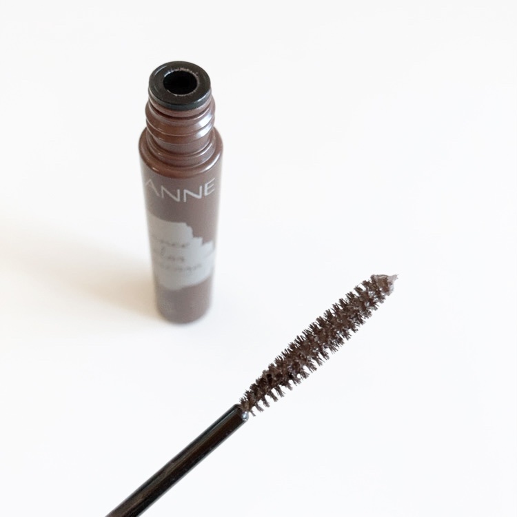 ニュアンスカラーマスカラ/CEZANNE/マスカラを使ったクチコミ（2枚目）