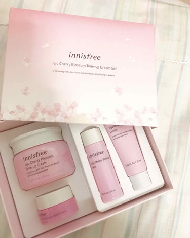 チェジュ チェリーブロッサム トーンアップクリーム/innisfree/化粧下地を使ったクチコミ（1枚目）