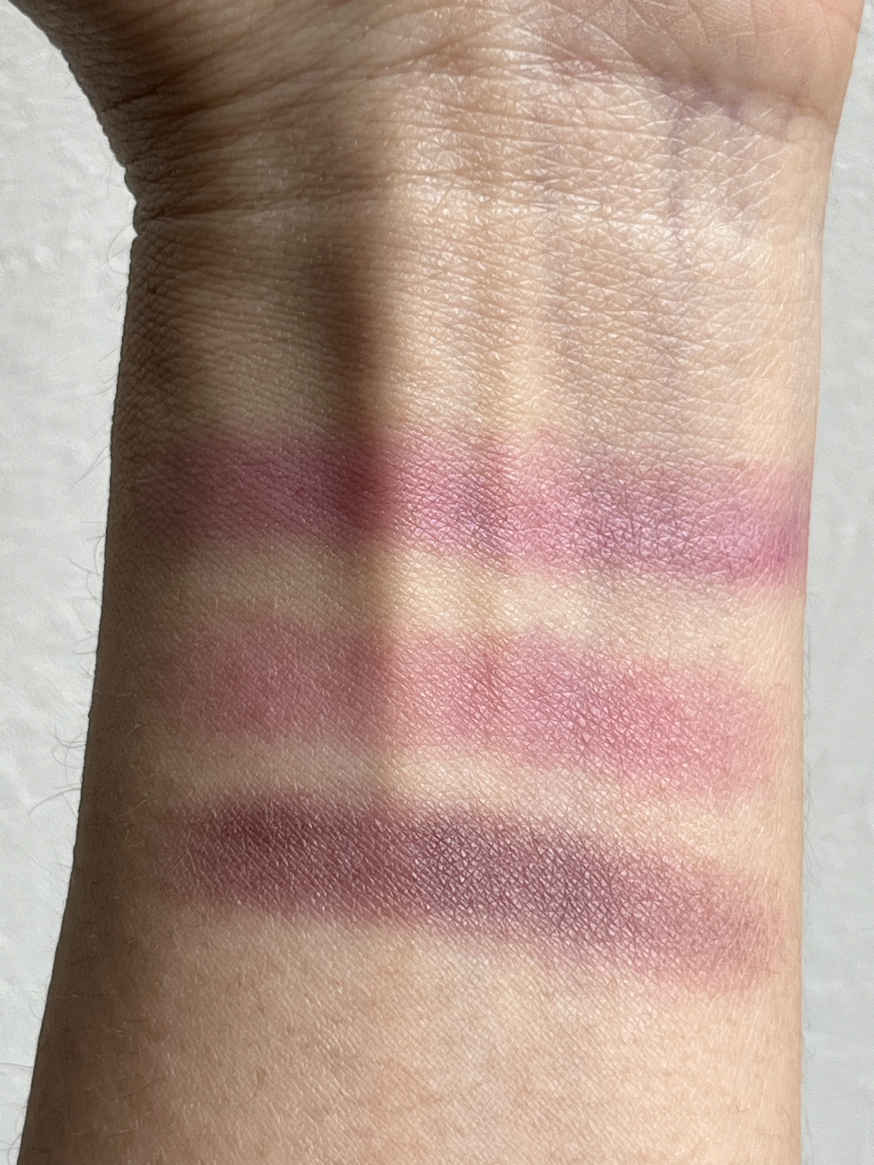 セルヴォーク ヴォランタリー アイズ 13 マットプラム/Celvoke/単色アイシャドウを使ったクチコミ（3枚目）