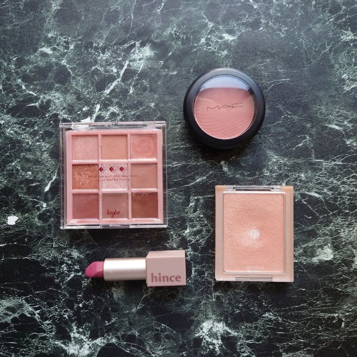KEYBO FALL IN LOVE SHADOW PALETTE/keybo/アイシャドウパレットを使ったクチコミ(3枚目)