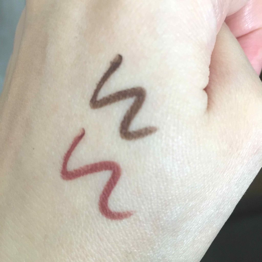 ハニーフルリップ R/カントリー&ストリーム/リップ美容液を使ったクチコミ（2枚目）