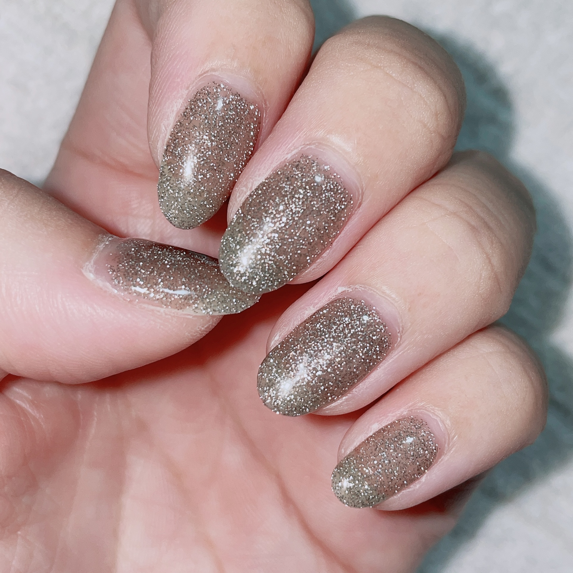 エムジェル フラッシュジェル C881/Mpetit Japan/ジェルネイルを使ったクチコミ（2枚目）