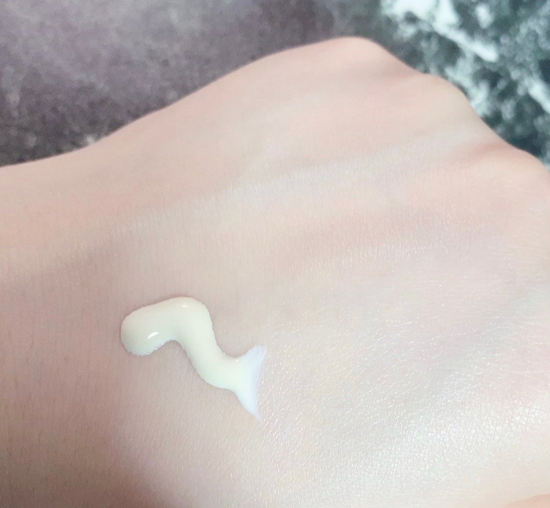 くずれ防止 美容液ケアベース ミルクベージュ SPF30 PA++/Borica/化粧下地を使ったクチコミ(2枚目)