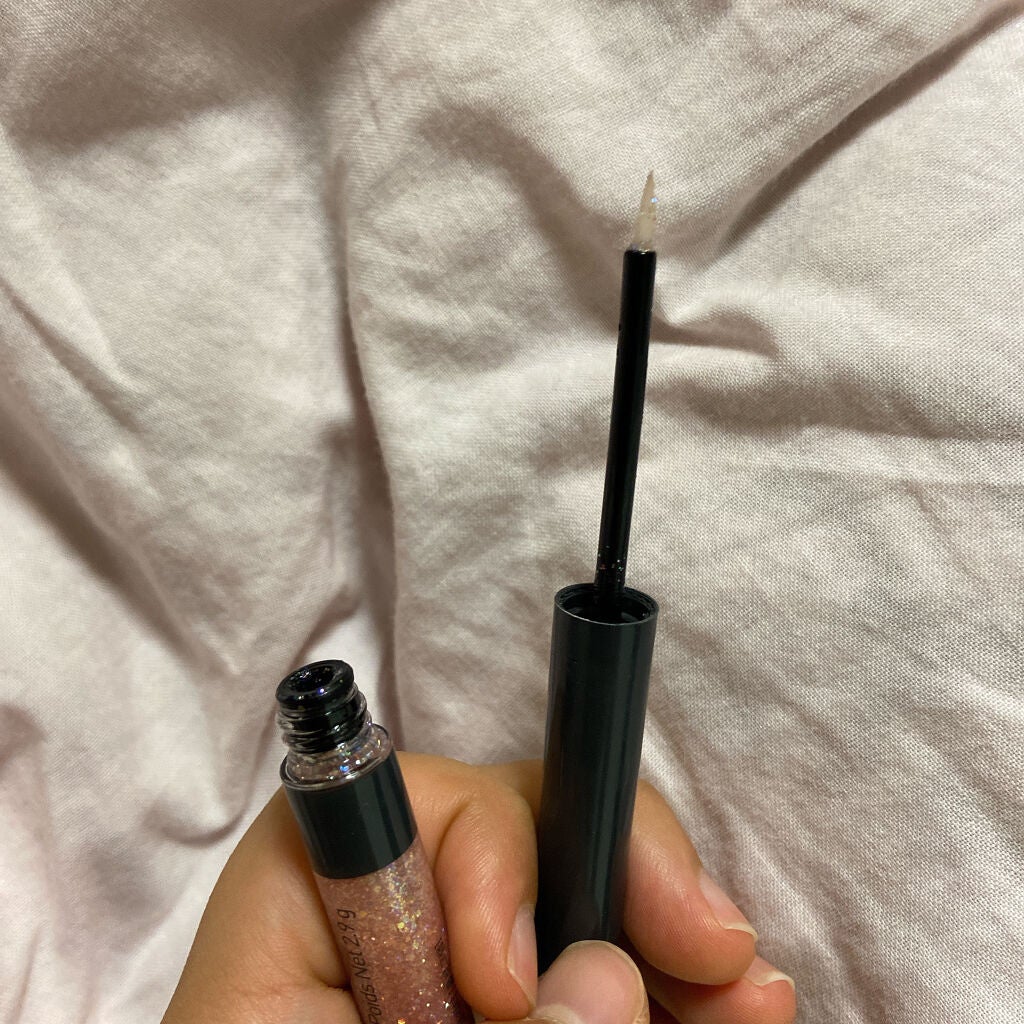トゥインクル グリッター/innisfree/リキッドアイライナーを使ったクチコミ(2枚目)
