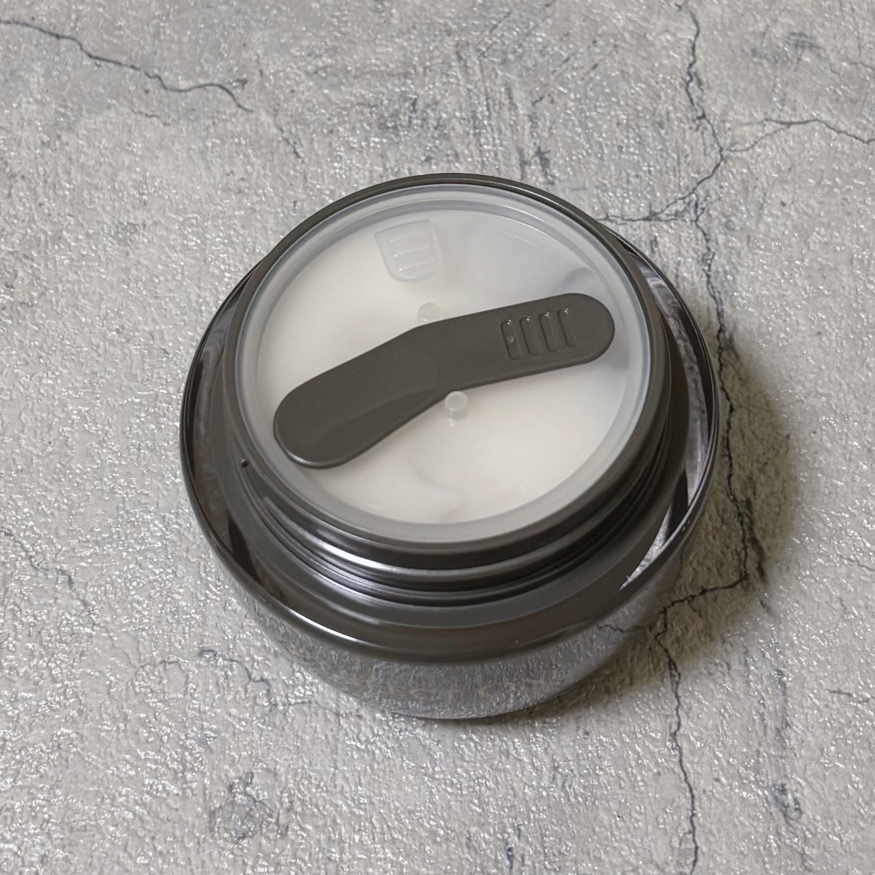 パーフェクトワン リフティングジェル/パーフェクトワン/オールインワン化粧品を使ったクチコミ（2枚目）