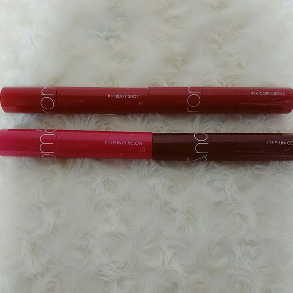 ジューシーラスティングティント/rom&nd/リップティントを使ったクチコミ（2枚目）