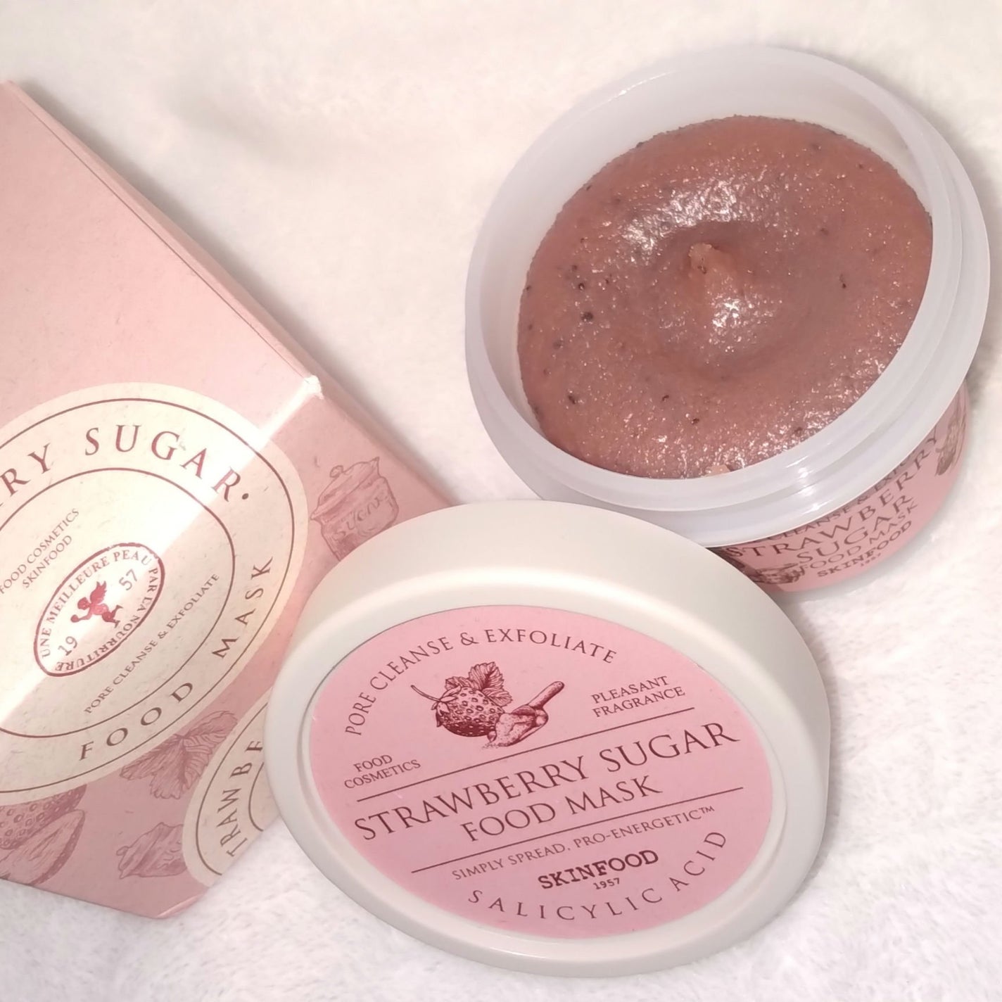 ストロベリーシュガー フードマスク/SKINFOOD/洗い流すパック・マスクを使ったクチコミ(2枚目)