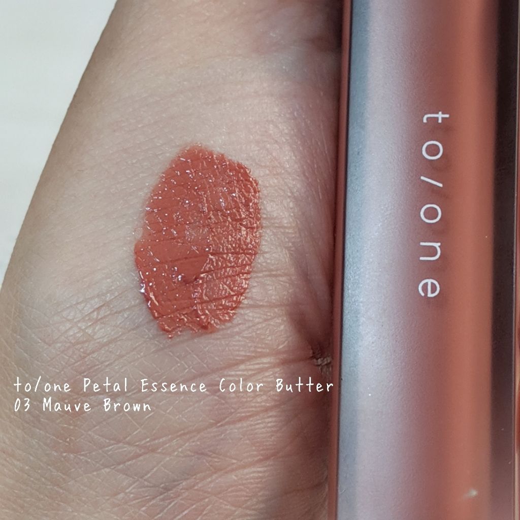 トーン ペタル エッセンス カラー バター/to/one/リップグロスを使ったクチコミ(2枚目)