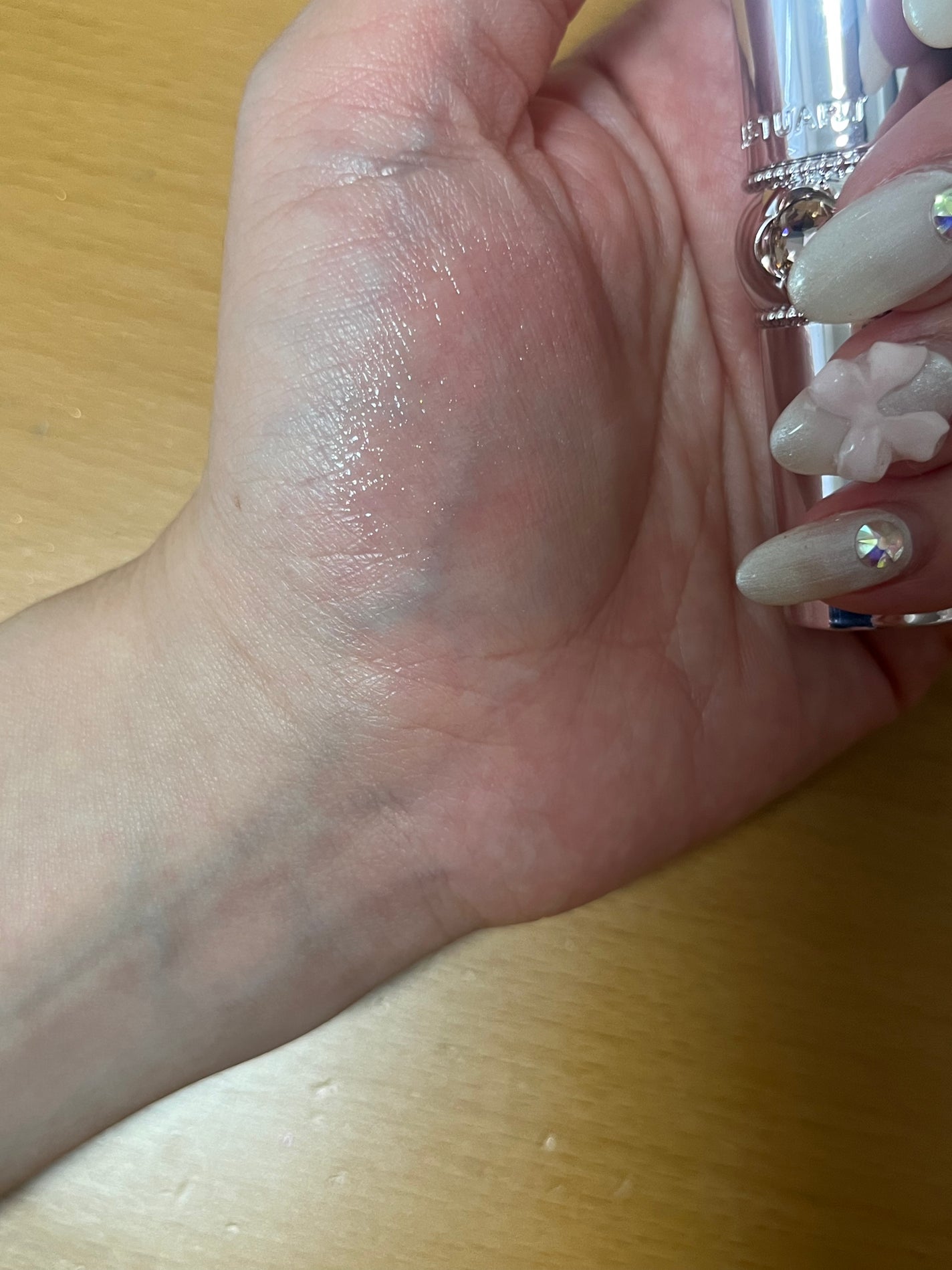 ジルスチュアート リップグロウ セラムバーム/JILL STUART/リップバームを使ったクチコミ(3枚目)