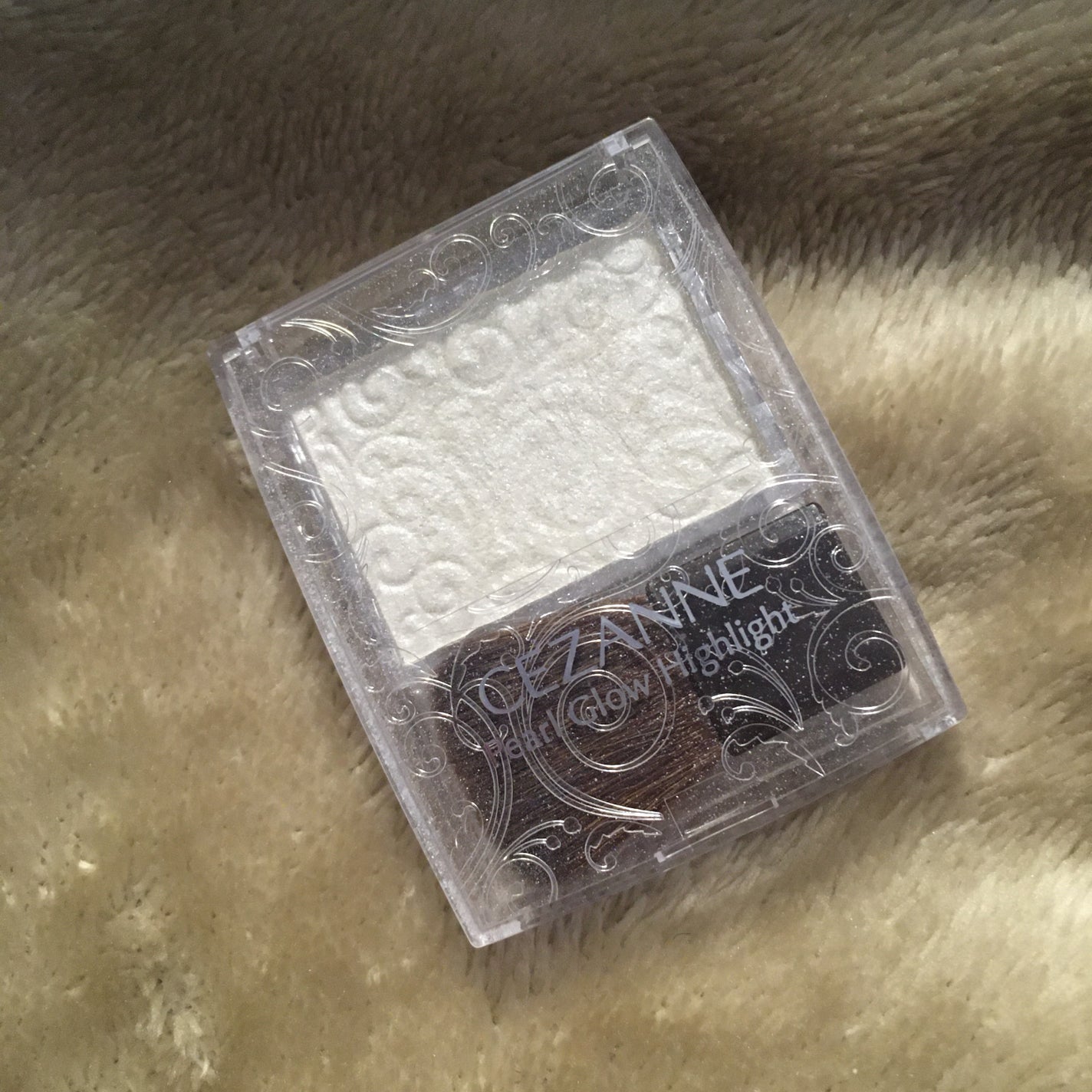 パールグロウハイライト/CEZANNE/パウダーハイライトを使ったクチコミ(1枚目)