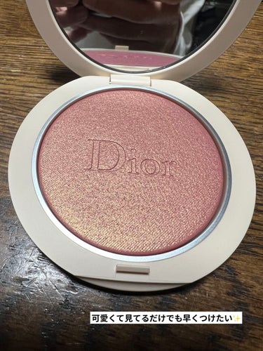 ディオールスキン フォーエヴァー クチュール ルミナイザー 06 コーラル グロウ/Dior/プレストパウダーを使ったクチコミ（2枚目）