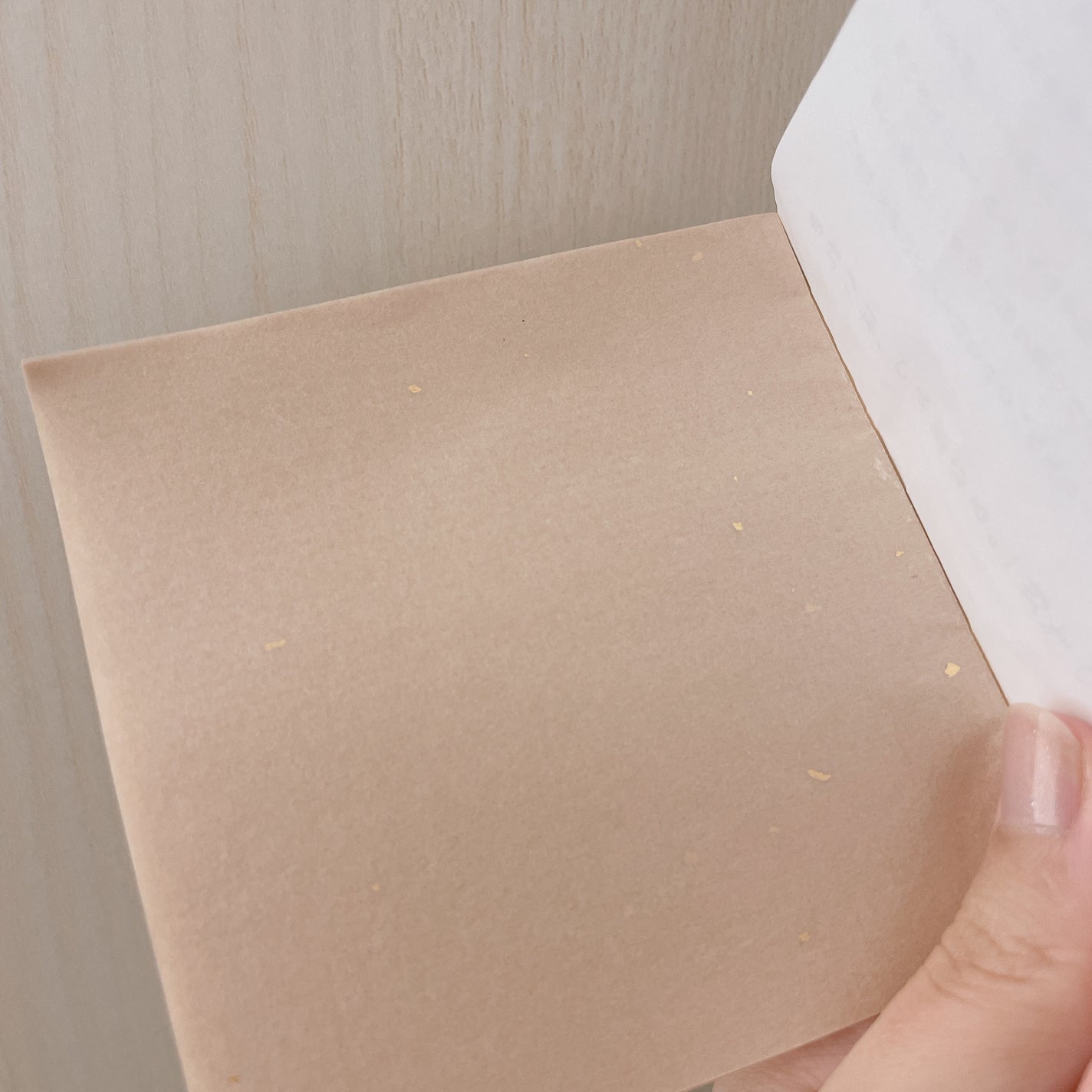 金箔打紙製法 あぶらとり紙 /箔一 /その他を使ったクチコミ(2枚目)