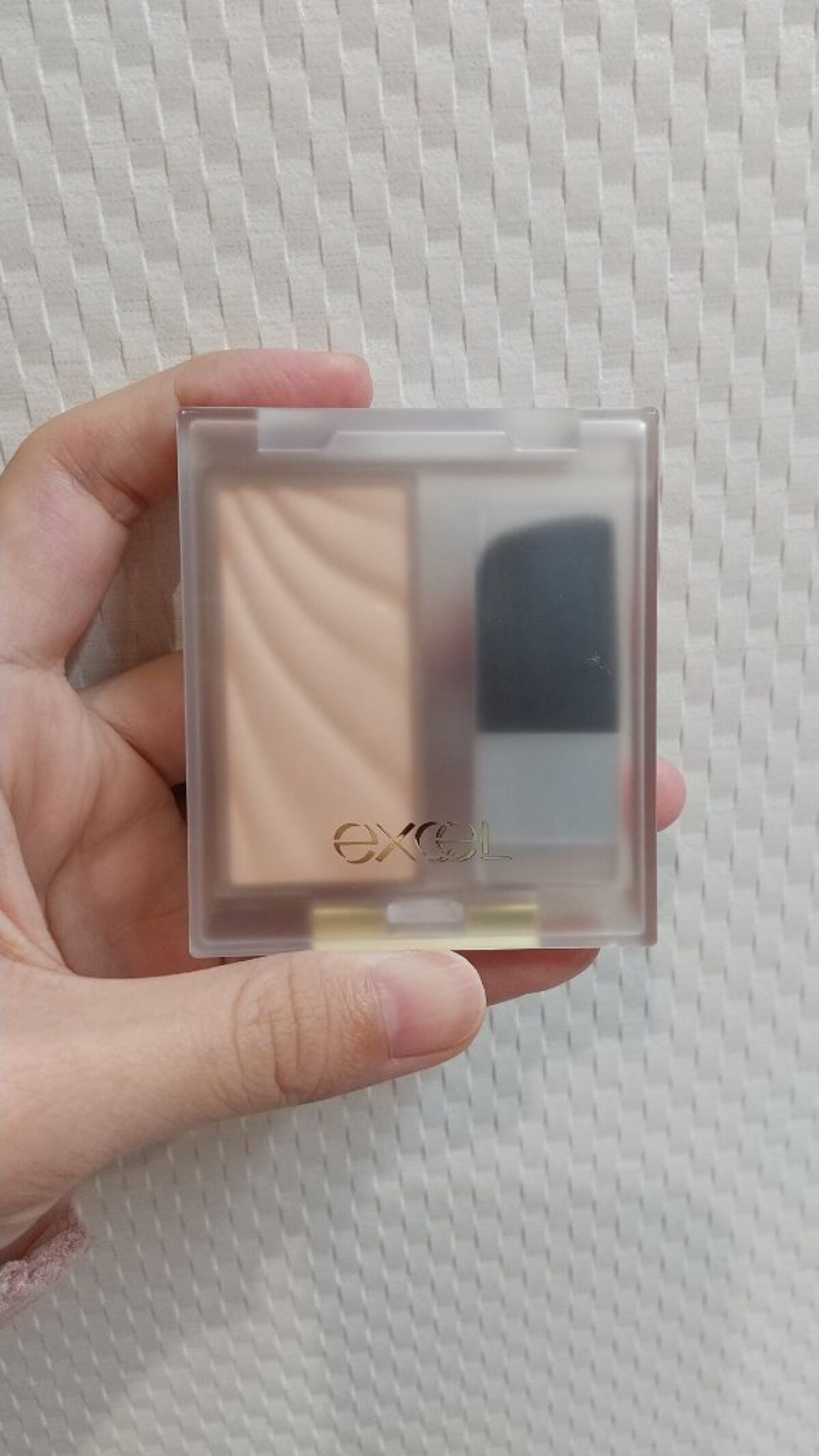 ドレープド シマーグロウ/excel/パウダーハイライトを使ったクチコミ（1枚目）