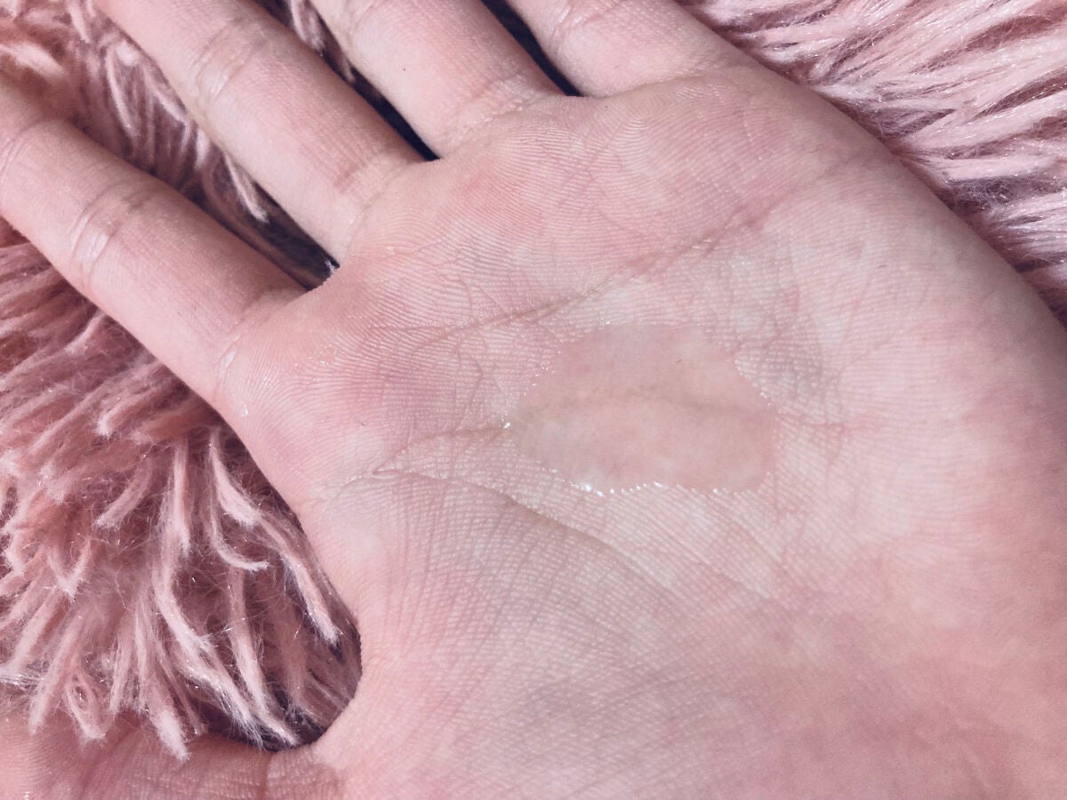 くせ・うねりときほぐしセラム/エッセンシャル flat/ヘアオイルを使ったクチコミ(2枚目)