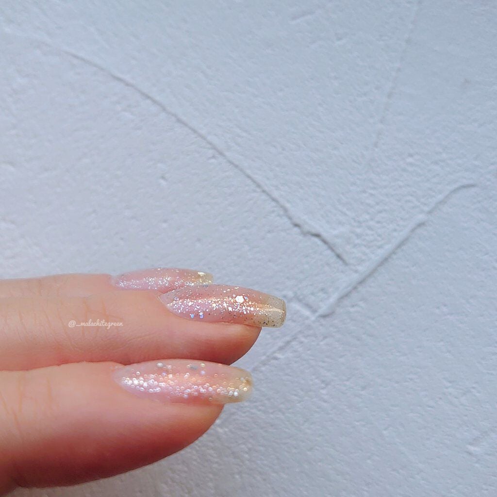 ブルースカイネイル/VCND/マニキュアを使ったクチコミ(4枚目)