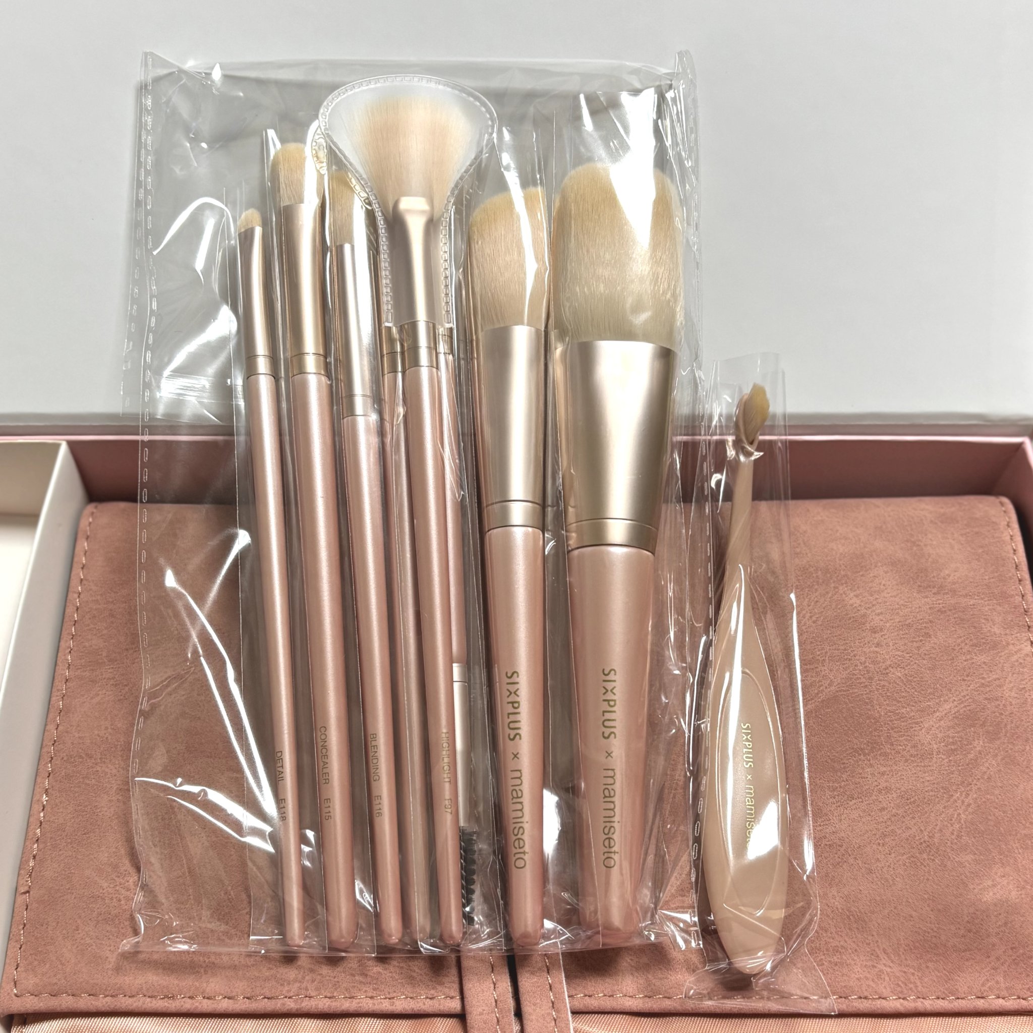 SIXPLUS×mamiseto メイクブラシ9本セット/SIXPLUS/メイクブラシを使ったクチコミ（2枚目）