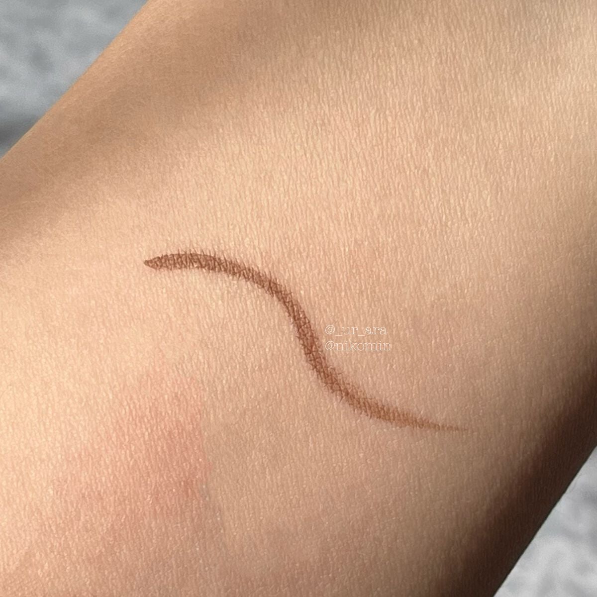 シルキーリキッドアイライナーWP/D-UP/リキッドアイライナーを使ったクチコミ(2枚目)