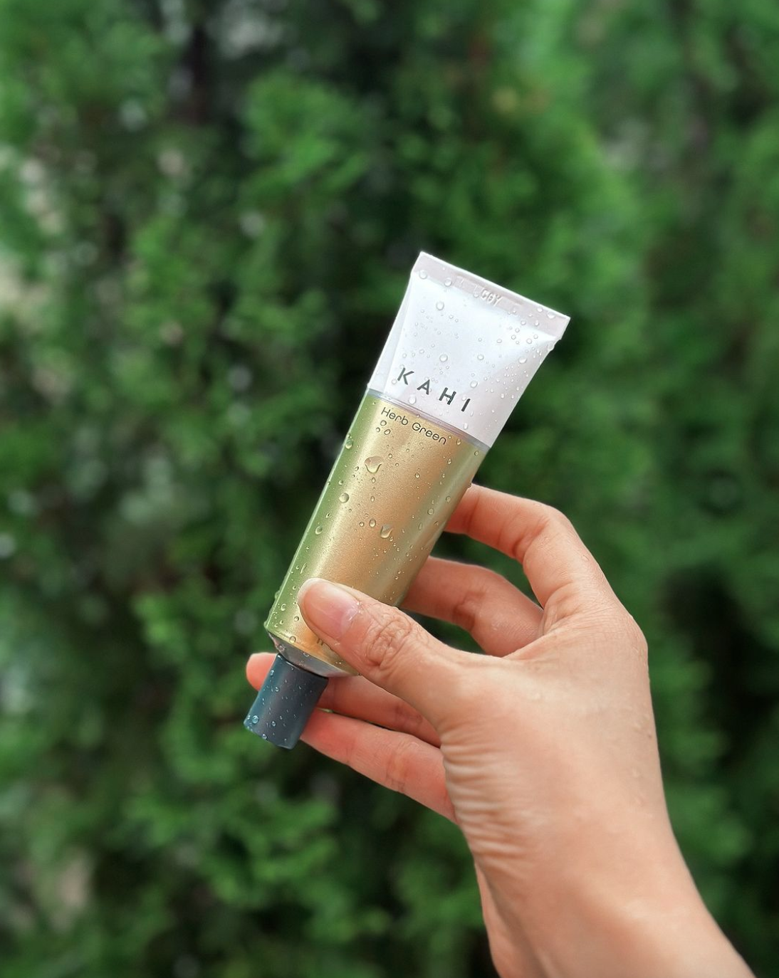 KAHI エッセンスハンドクリーム