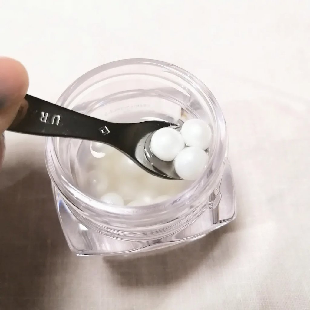 クリスタルパール/URANIA/フェイスクリームを使ったクチコミ（3枚目）